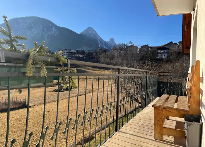 Tra Prati E Monti - Dolomiti Bellunesi *